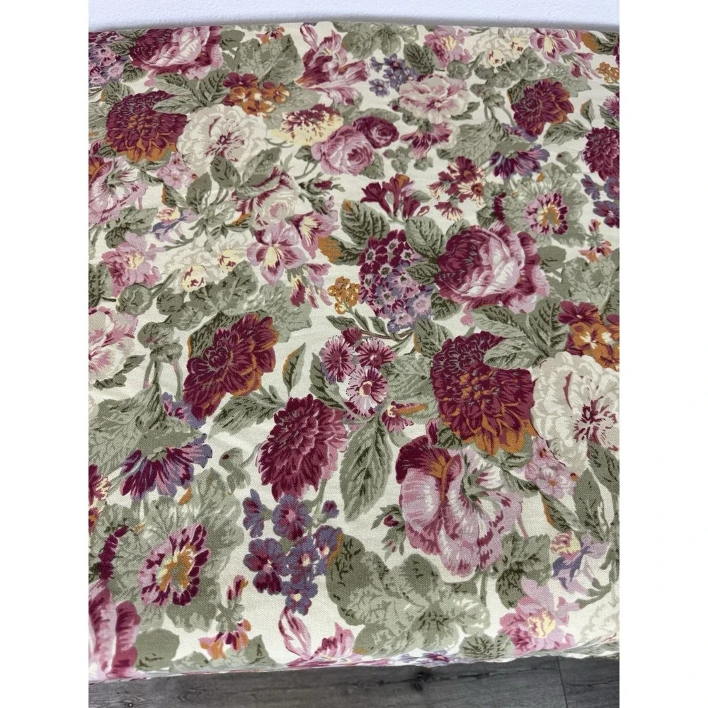 VTG Chaps Home Ralph Lauren Floral Tablecloth 58X98 Oblong Rose CottageCore EUC